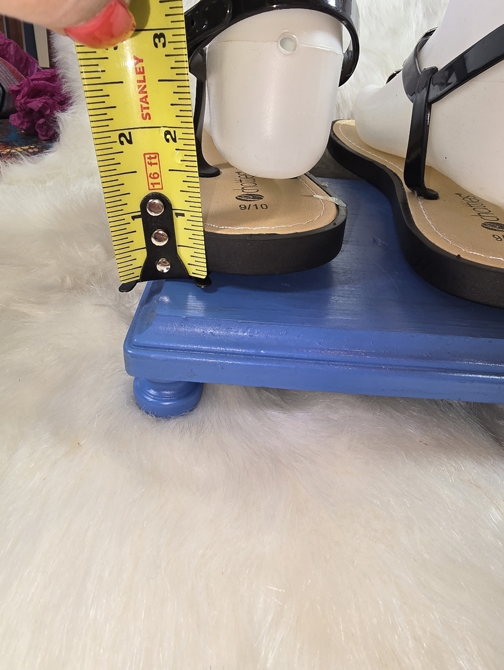 Chatties Womens Jelly/ Black Patent Thong Flip-Flop Sandals - Picture 7 of 9